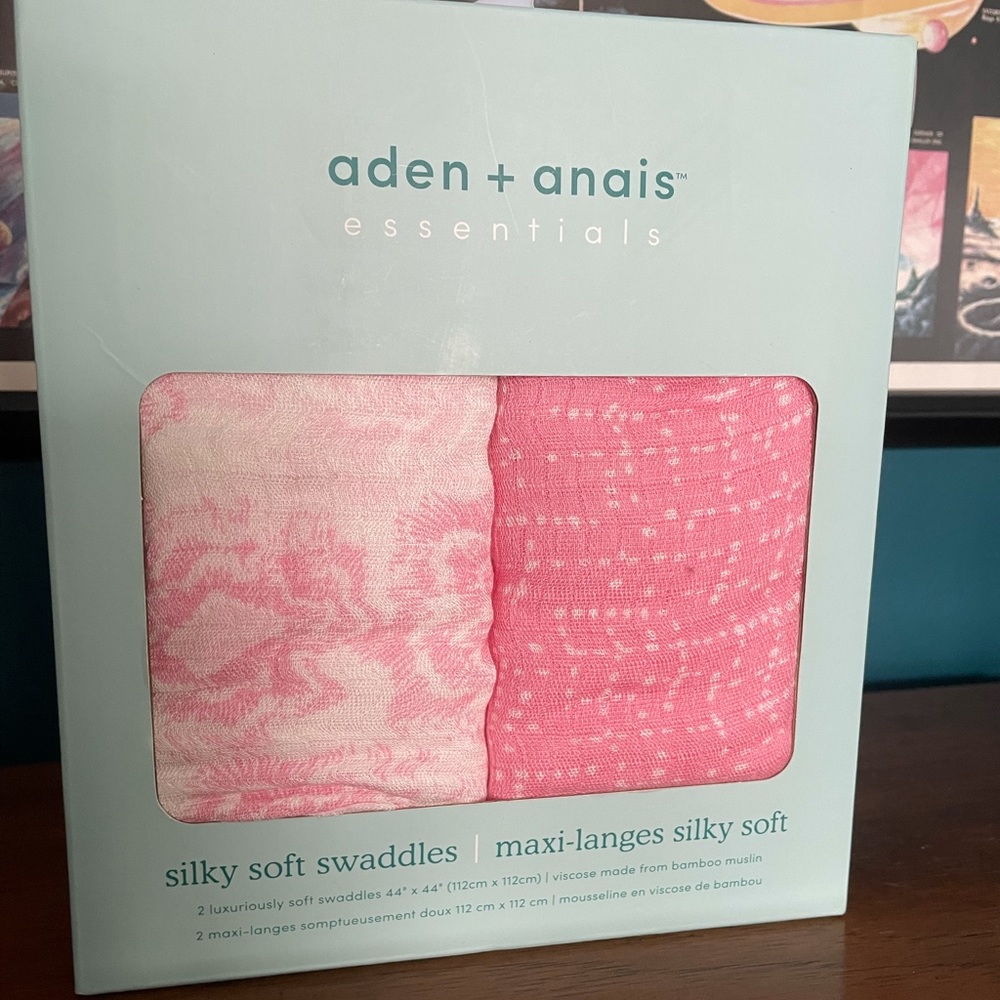 Aden & Anais muslin swaddle blankets. New in box. Set of 2.